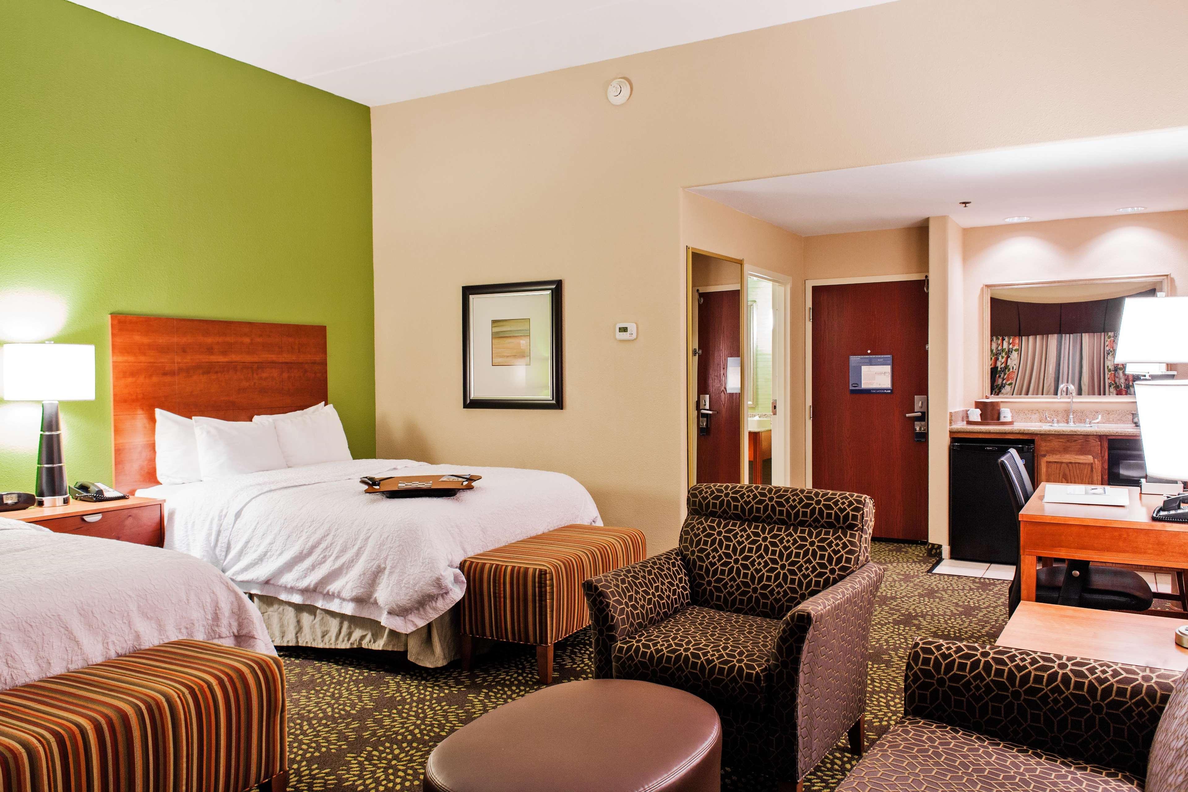 Hampton Inn & Suites Харлинген Экстерьер фото