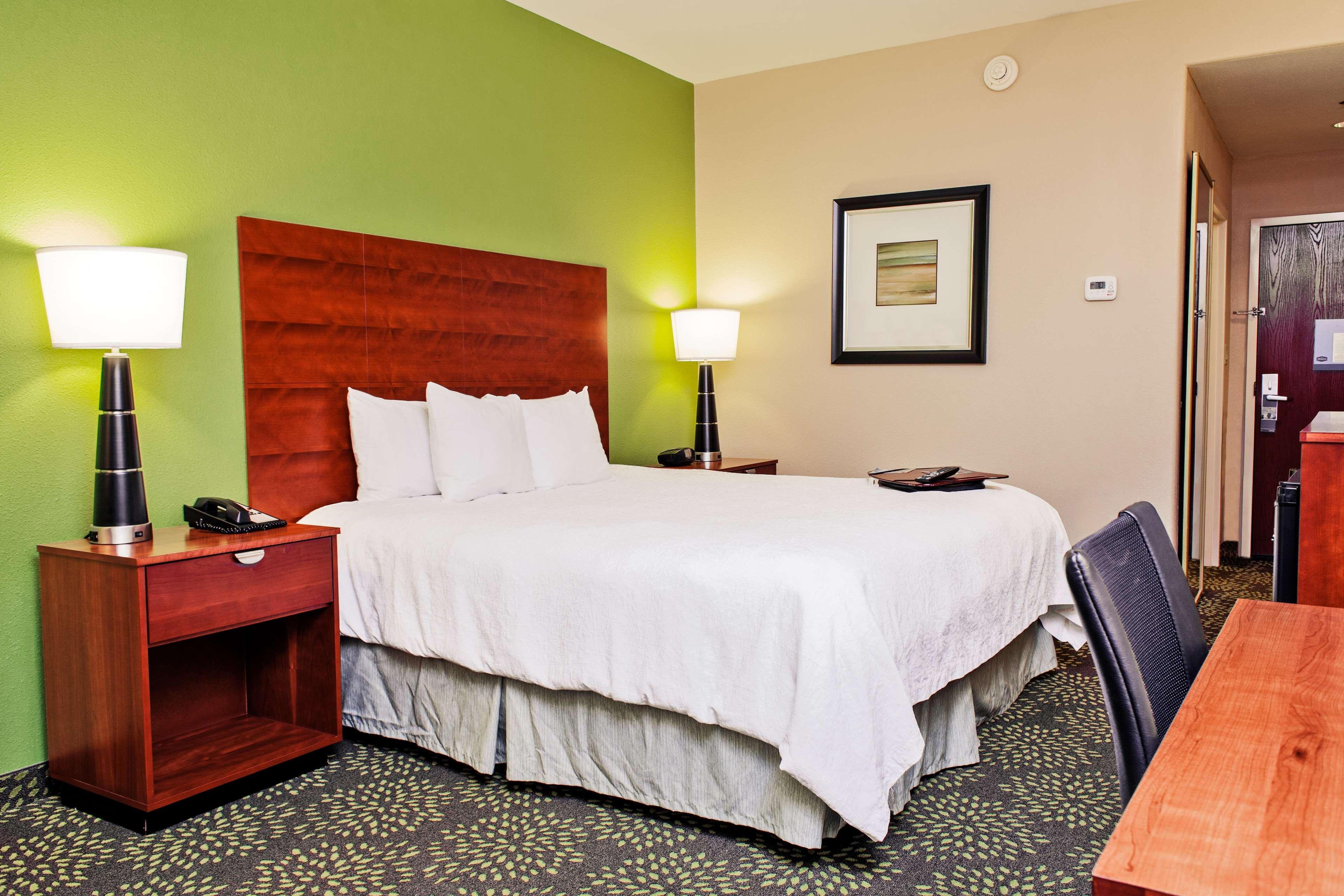 Hampton Inn & Suites Харлинген Экстерьер фото