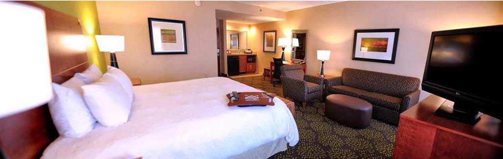 Hampton Inn & Suites Харлинген Номер фото